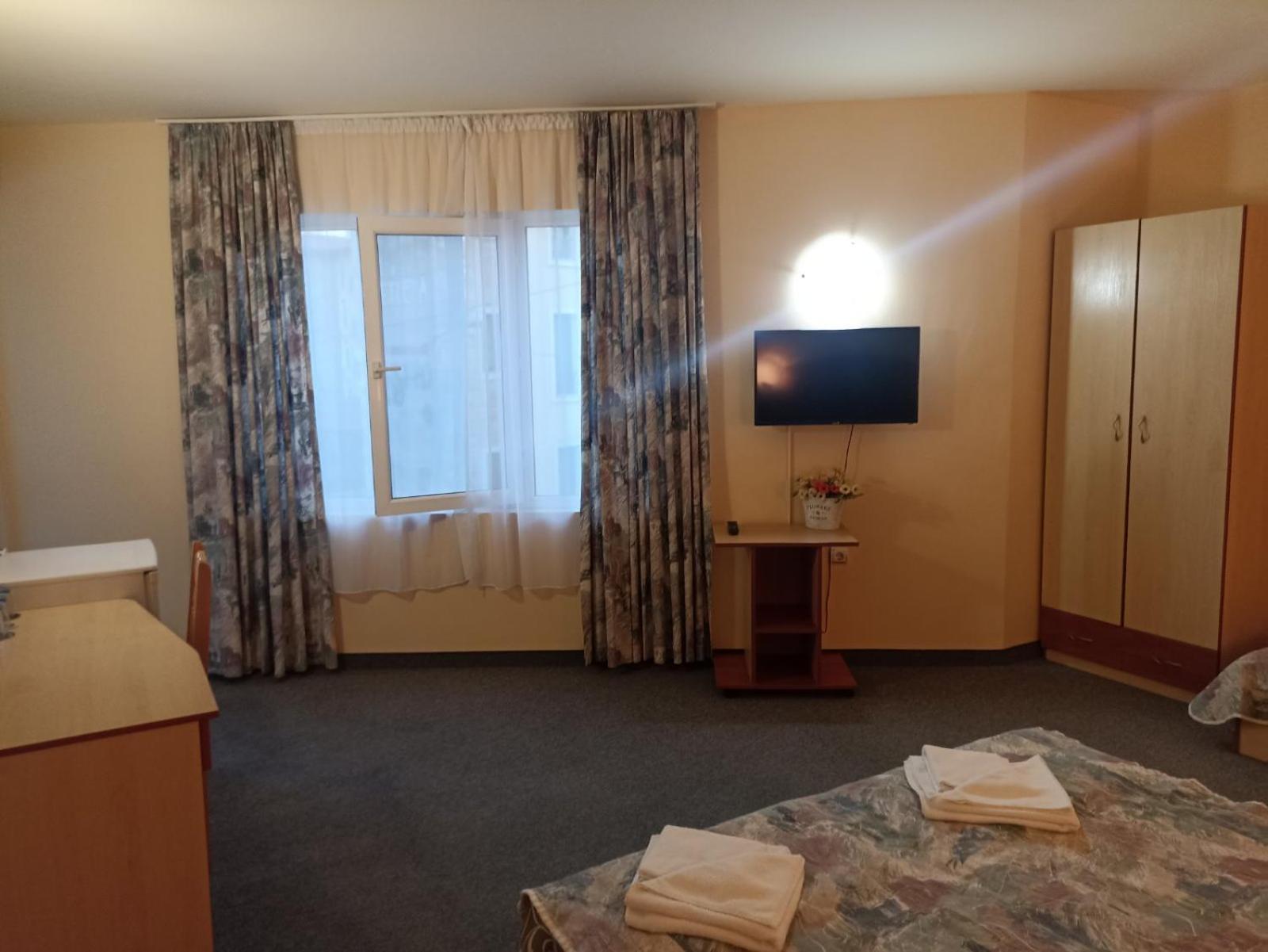 Krasi Hotel Ravda Kültér fotó