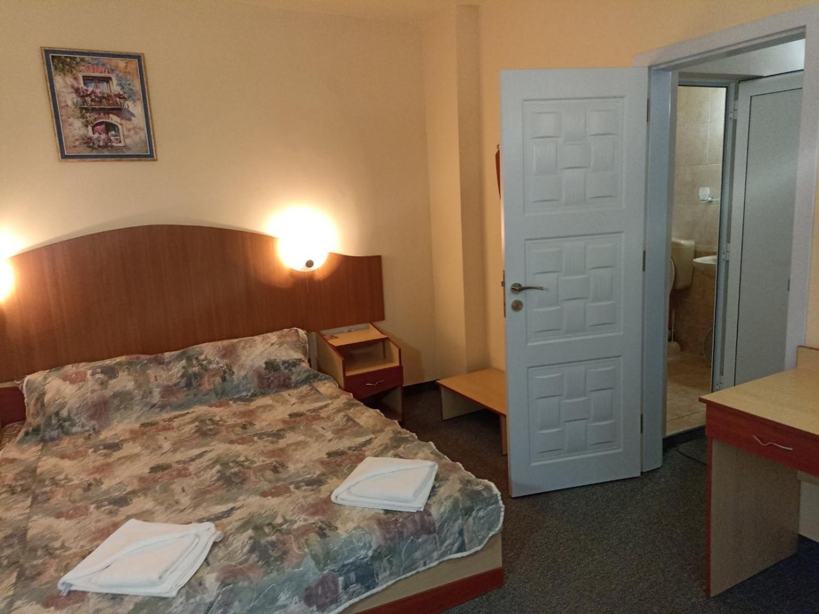 Krasi Hotel Ravda Kültér fotó